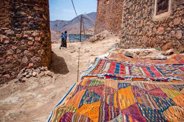 Amazigh Carpet Authentic Amazigh Carpet From The Atlas Mountains Carpet Ouarzazate City 1665